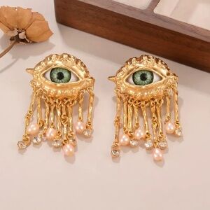 Vintage Devil’s Eye Gaze Earrings. Lucky Protection Rhinestone earrings 🧿